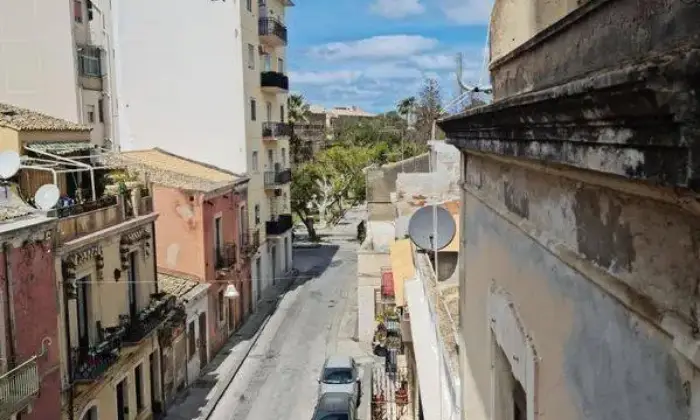 Rexer-Augusta-Trilocale-via-Epicarmo-Centro-Augusta-Terrazzo