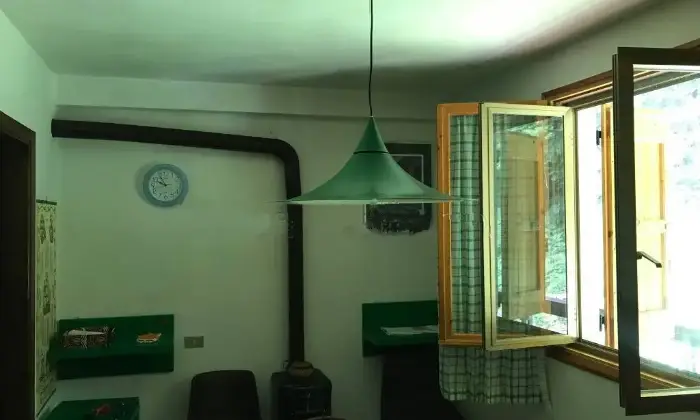 Rexer-Frassinoro-Appartamento-via-Centrale-Piandelagotti-Frassinoro-CUCINA