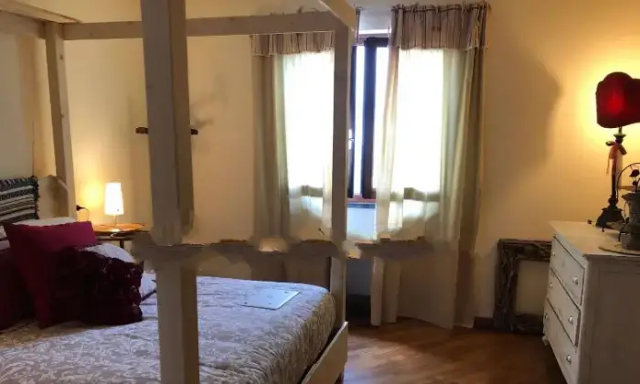Rexer-Massarosa-Villa-bifamiliare-via-della-Migliana-Massarosa-CameraDaLetto