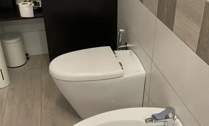 Rexer-Napoli-Ufficio-Arredato-Bagno