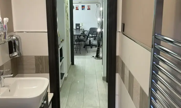 Rexer-Napoli-Ufficio-Arredato-Bagno