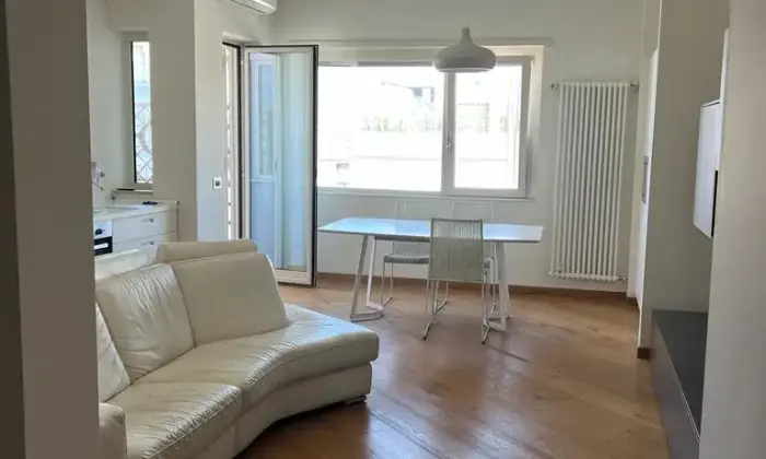 Rexer-Roma-Stanza-in-affitto-viale-val-padana-Altro