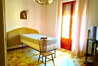 Rexer-Colle-di-Val-dElsa-Vendesi-appartamentoin-piazza-Martiri-di-MontemaggioColle-di-Val-dElsa-CameraDaLetto