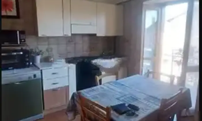 Rexer-Cavallirio-Trilocale-in-vendita-in-vicolo-Ferri-a-Cavallirio-Cucina