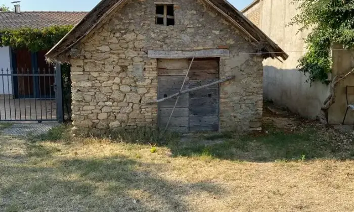 Rexer-Filetto-Casolare-rustico-Giardino
