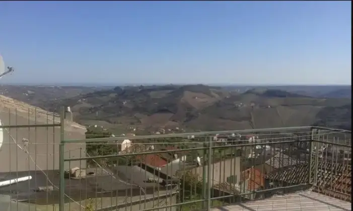 Rexer-Bucchianico-Storica-casa-in-vendita-in-via-De-Meis-Bucchianico-CH-Terrazzo