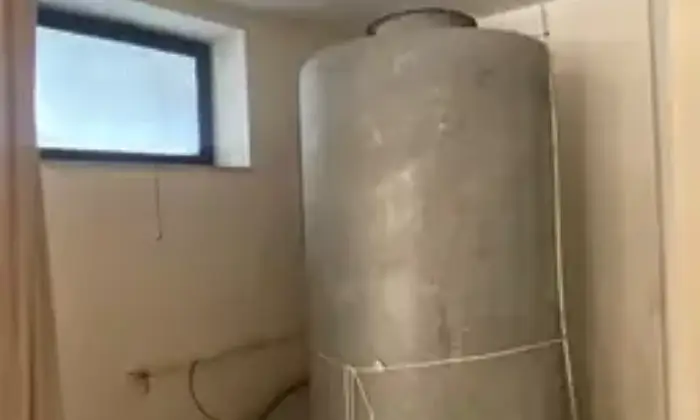 Rexer-Calascibetta-Casa-Indipendente-in-pieno-centro-Bagno