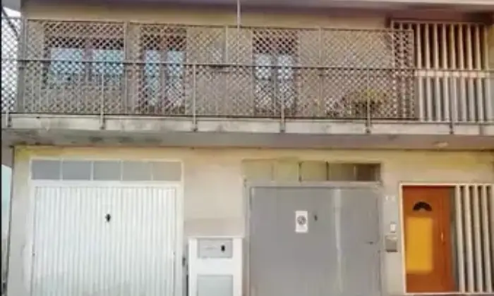 Rexer-Recoaro-Terme-Casa-libera-da-tre-lati-con-ingresso-indipendente-e-giardino-di-ca-mq-a-Recoaro-Terme-VI-Altro