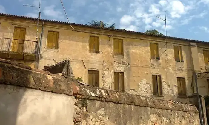 Rexer-Monselice-Vendesi-palazzina-su-livelli-Terrazzo