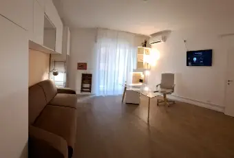 Rexer-Bari-Elegante-Appartamento-appena-Ristrutturato-e-mai-Abitato-Salone