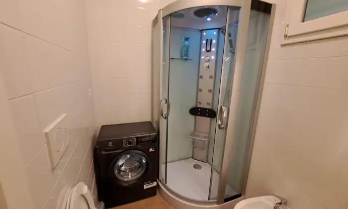 Rexer-Bari-Elegante-Appartamento-appena-Ristrutturato-e-mai-Abitato-Bagno