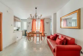 Rexer-San-Severo-A-due-passi-dalla-villa-comunale-vendesi-casa-a-schiera-con-ingresso-indipendente-SALONE