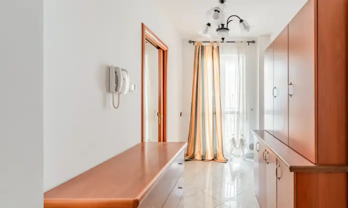 Rexer-San-Severo-A-due-passi-dalla-villa-comunale-vendesi-casa-a-schiera-con-ingresso-indipendente-CORRIDOIO