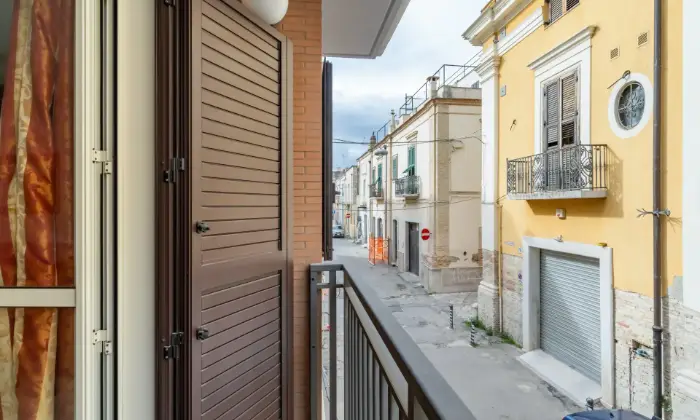 Rexer-San-Severo-A-due-passi-dalla-villa-comunale-vendesi-casa-a-schiera-con-ingresso-indipendente-BALCONE