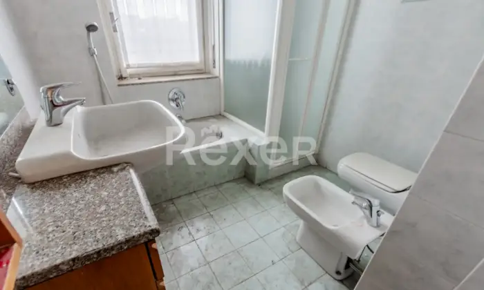 Rexer-Seveso-Incantevole-Appartamento-al-Terzo-Piano-in-Corso-Guglielmo-Marconi-Seveso-BAGNO
