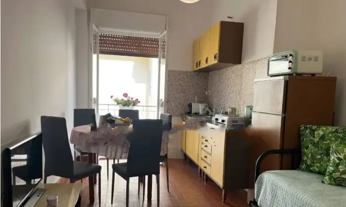 Rexer-Ragusa-Appartamento-ampio-in-vendita-a-Marina-di-Ragusa-Centro-Salone