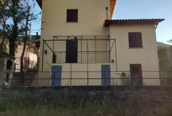 Rexer-Pieve-Torina-Vendo-Casa-indipendente-a-Pieve-TorinaLocalit-Tazza-Altro