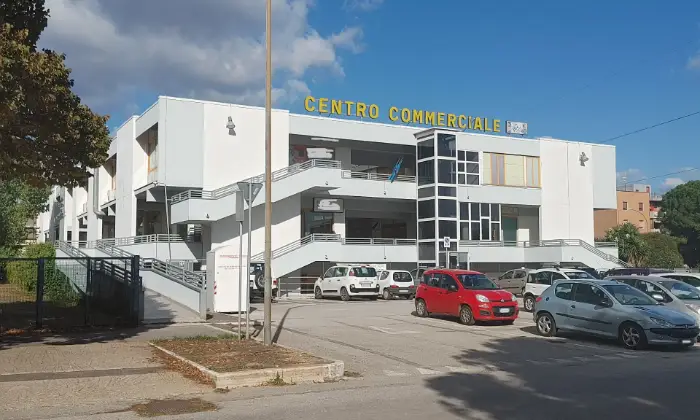 Rexer-Follonica-Vendo-immobile-Commerciale-a-Follonica-zona-Ovest-Altro
