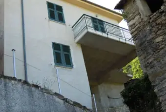 Rexer-Testico-Villa-unifamiliare-con-terreno-in-vendita-a-Testico-SV-Garage