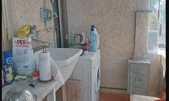 Rexer-Piombino-Casa-con-taverna-e-giardino-in-vendita-a-Piombino-Cucina