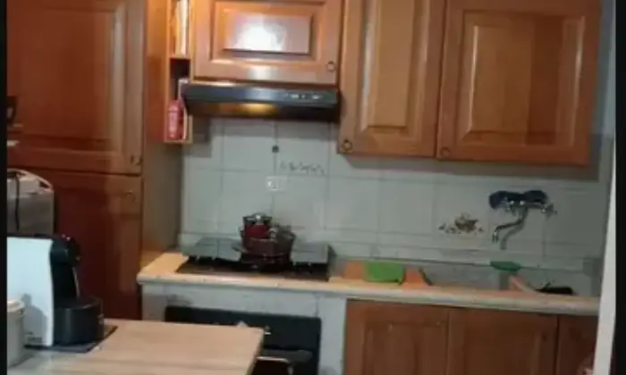 Rexer-Piombino-Casa-con-taverna-e-giardino-in-vendita-a-Piombino-Cucina