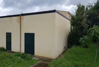Rexer-Cefal-Affitto-magazzino-a-Cefal-contrada-calura-in-via-meli-Giardino