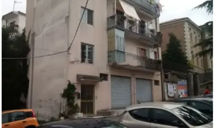 Rexer-Picerno-Quadrilocale-in-vendita-in-via-I-Maggio-Terrazzo