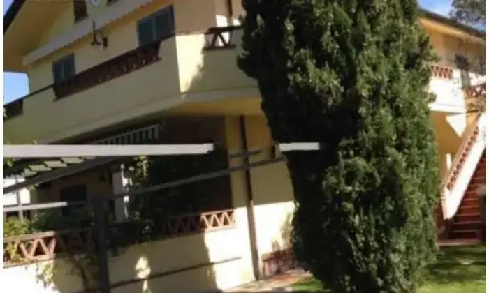 Rexer-Portalbera-Quadrilocale-in-vendita-in-via-stradella-Terrazzo