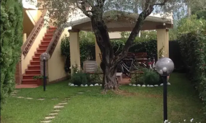 Rexer-Portalbera-Quadrilocale-in-vendita-in-via-stradella-Giardino