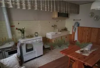 Rexer-Tolmezzo-Villa-a-schiera-in-vendita-localita-Fusea-Tolmezzo-UD-Cucina