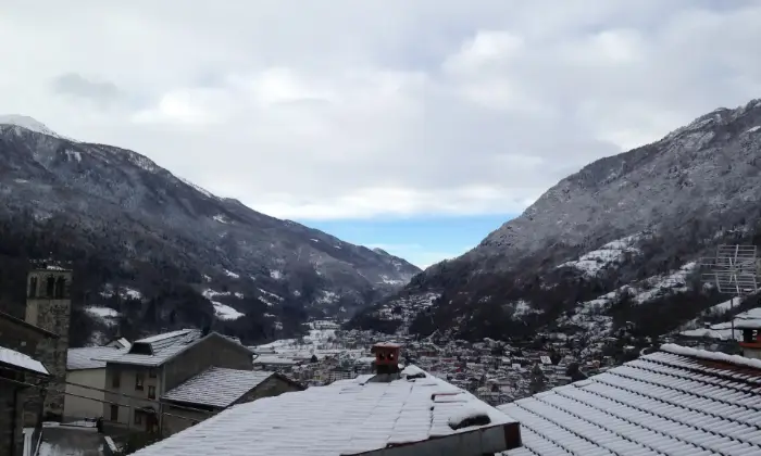 Rexer-Edolo-Appartamento-vista-panoramica-ristrutturazione-completa-immobile-Terrazzo