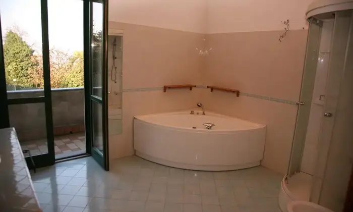 Rexer-Verrua-Savoia-Rustico-ristrutturato-Bagno