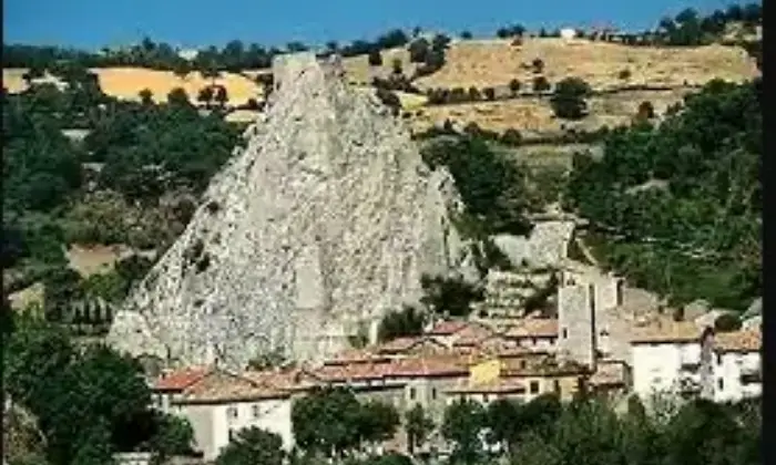 Rexer-Roccalbegna-Casa-indipendente-spettacolare-in-vendita-a-ROCCALBEGNA-GR-Terrazzo