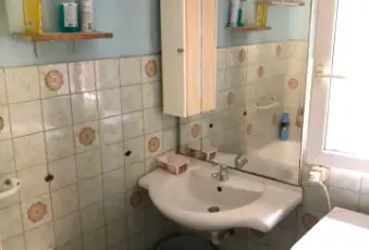 Rexer-Induno-Olona-Vendesi-appartamento-trilocale-a-Induno-Olona-VA-Bagno