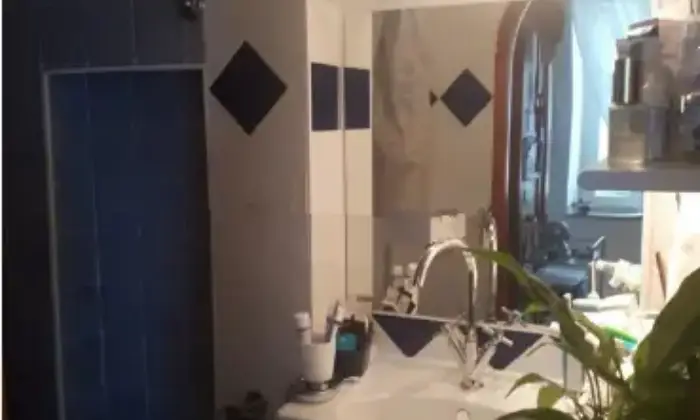 Rexer-Sperlonga-Vendesi-appartamento-in-via-I-Ripa-a-Sperlonga-Bagno