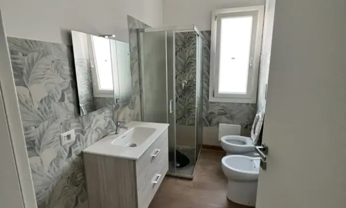Rexer-Capoterra-Appartamento-nel-centro-storico-per-trasfertisti-Bagno