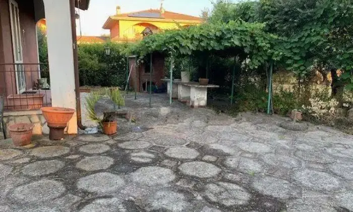 Rexer-Latina-Villa-unifamiliare-via-Corioli-Montello-Ferriere-Latina-Giardino