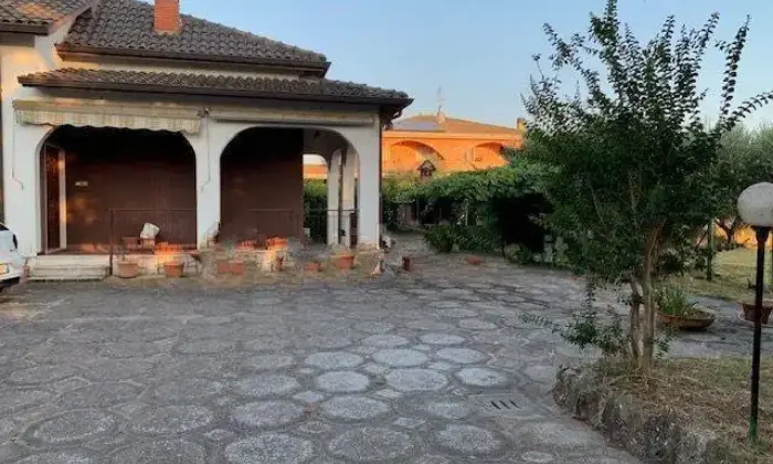 Rexer-Latina-Villa-unifamiliare-via-Corioli-Montello-Ferriere-Latina-Giardino