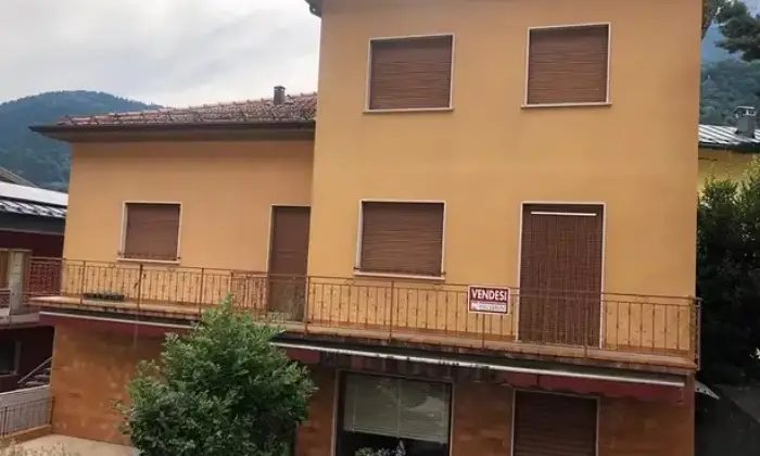 Rexer-Paularo-Casa-singola-a-Paularo-stanze-m-Giardino