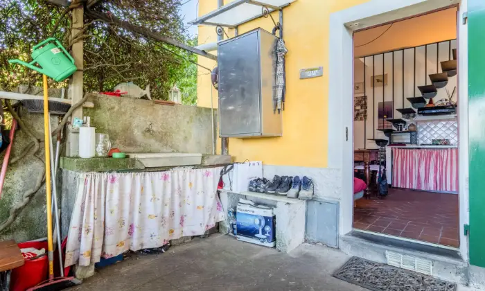 Rexer-Lerici-Panoramico-e-luminoso-bilocale-duplex-con-terrazza-esclusiva-ALTRO