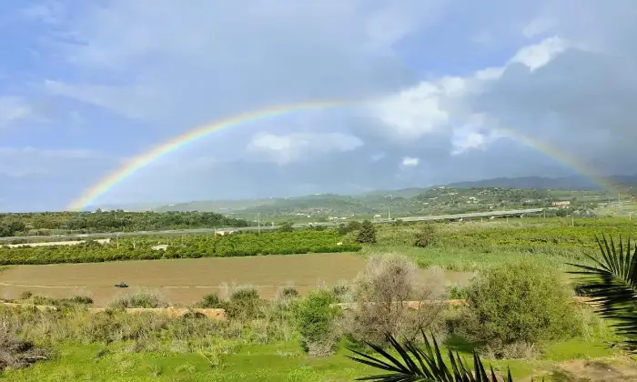Rexer-Noto-Rustico-Casale-con-terreno-Terrazzo