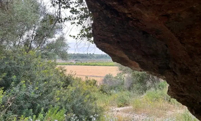 Rexer-Noto-Rustico-Casale-con-terreno-Terrazzo