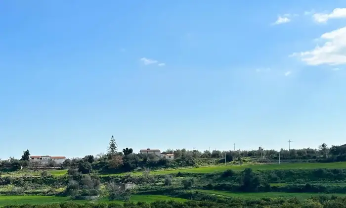 Rexer-Noto-Rustico-Casale-con-terreno-Terrazzo