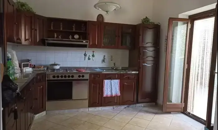 Rexer-Castellana-Sicula-Villa-in-vendita-in-zona-Catalani-a-Castellana-Sicula-Cucina