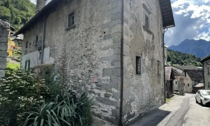 Rexer-Baceno-Splendida-casa-del-con-terreno-Terrazzo