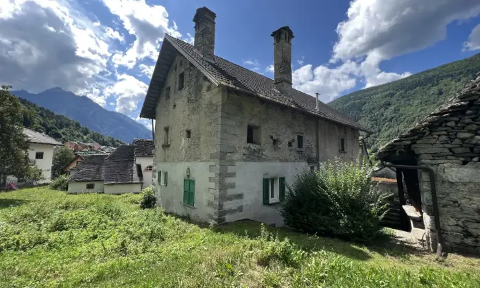 Rexer-Baceno-Splendida-casa-del-con-terreno-Terrazzo