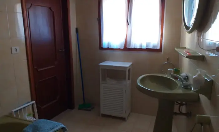 Rexer-Burgos-Casa-indipendente-in-contesto-storico-a-Burgos-o-a-Burgos-Bagno