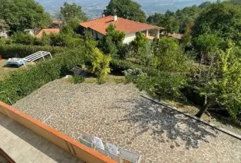 Rexer-Larciano-Vendesi-villa-in-via-Santa-Caterina-Mungherino-Larciano-Giardino