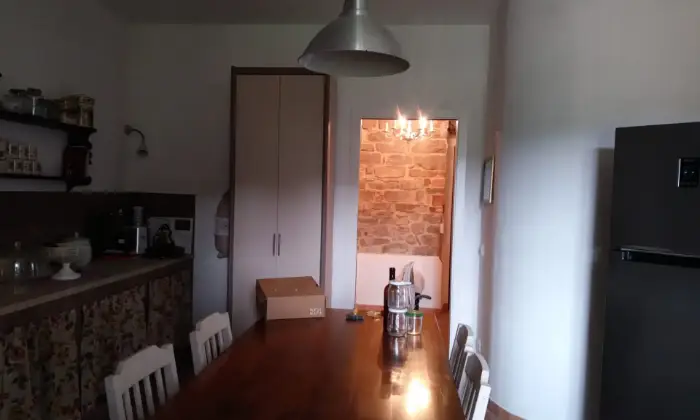 Rexer-Cavriglia-Rustico-Casale-in-Vendita-in-Montegonzi-Cucina