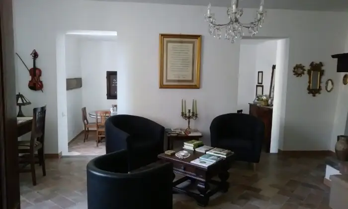 Rexer-Cavriglia-Rustico-Casale-in-Vendita-in-Montegonzi-Salone